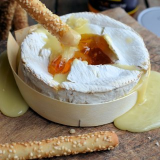 Baked Camembert with Stokes Chilli Yellow Pepper Jelly