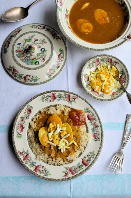 Country House Light Luncheon Recipe: Edwardian Curried Eggs