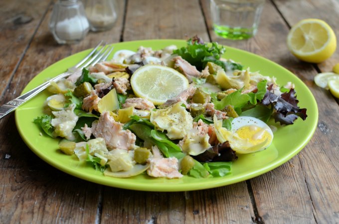 Egg, Artichoke and Salmon Salad