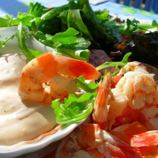 Old Bay Prawns/Shrimp in Wine with a Spicy Creamy Dip,