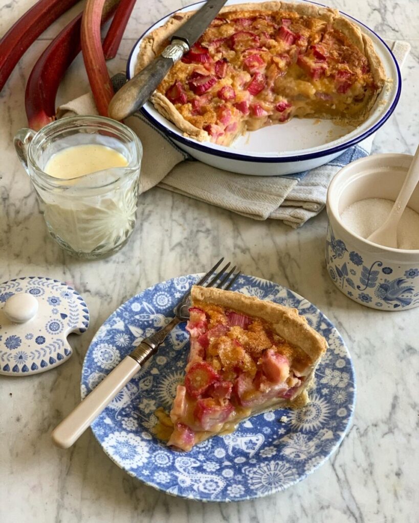 Amish Rhubarb & Custard Pie