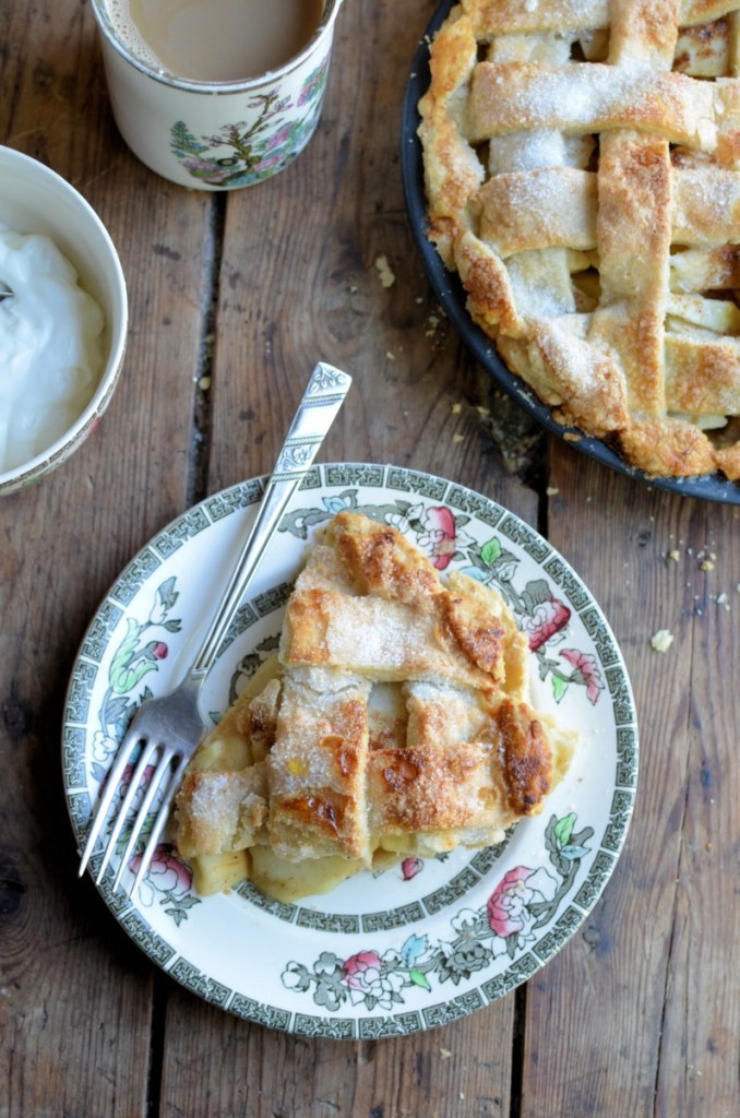 Old-Fashioned Lattice Apple Pie