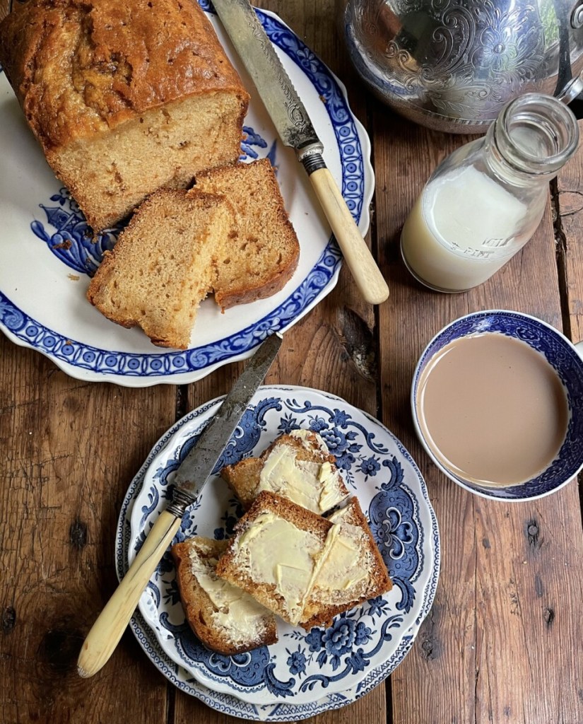 1940's Golden Syrup Loaf Cake