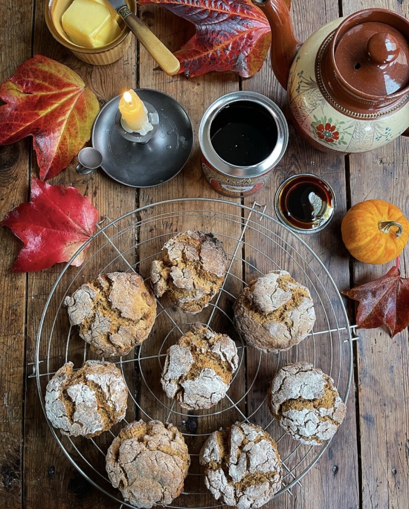 Old-Fashioned Treacle Scones