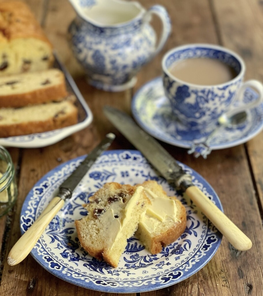 Sultana & Lemon Tea Loaf Cake