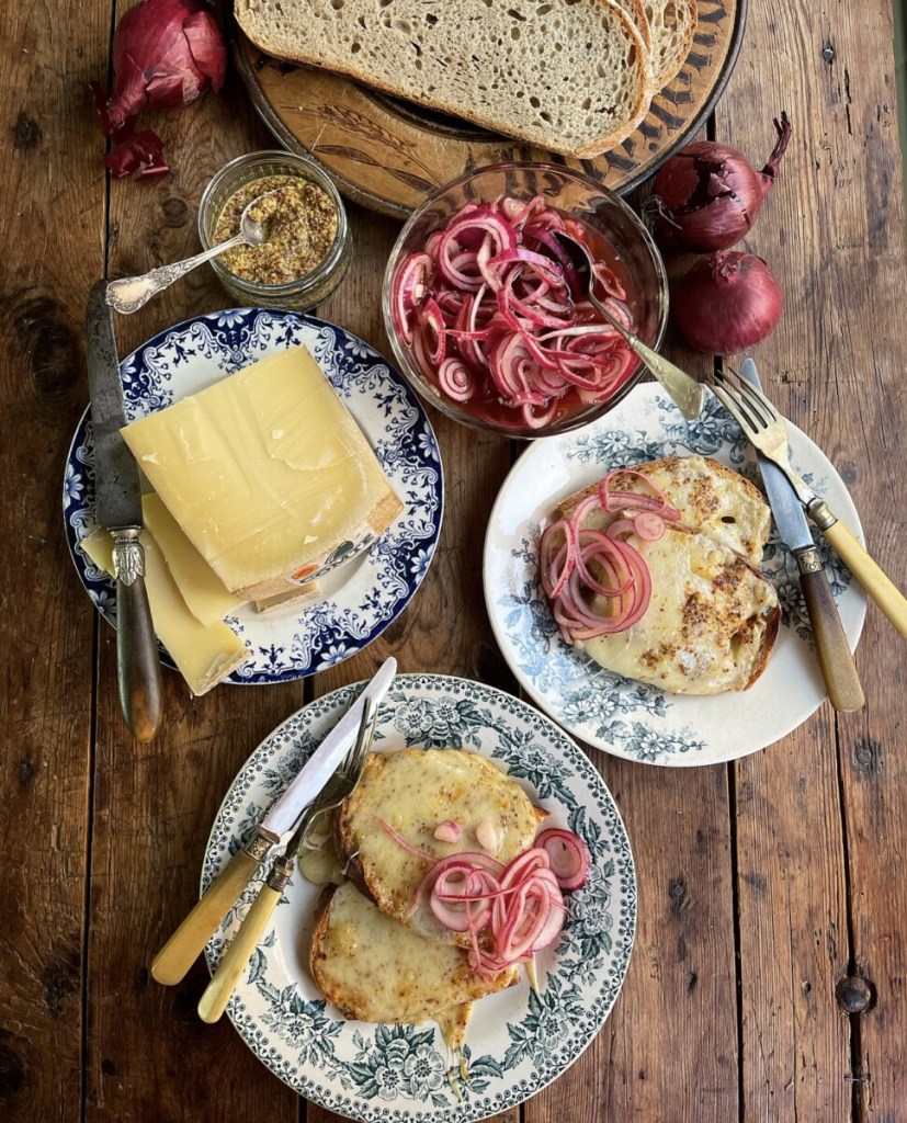 Comté Rarebit on Sourdough Toast with Quick Pickled Red Onions