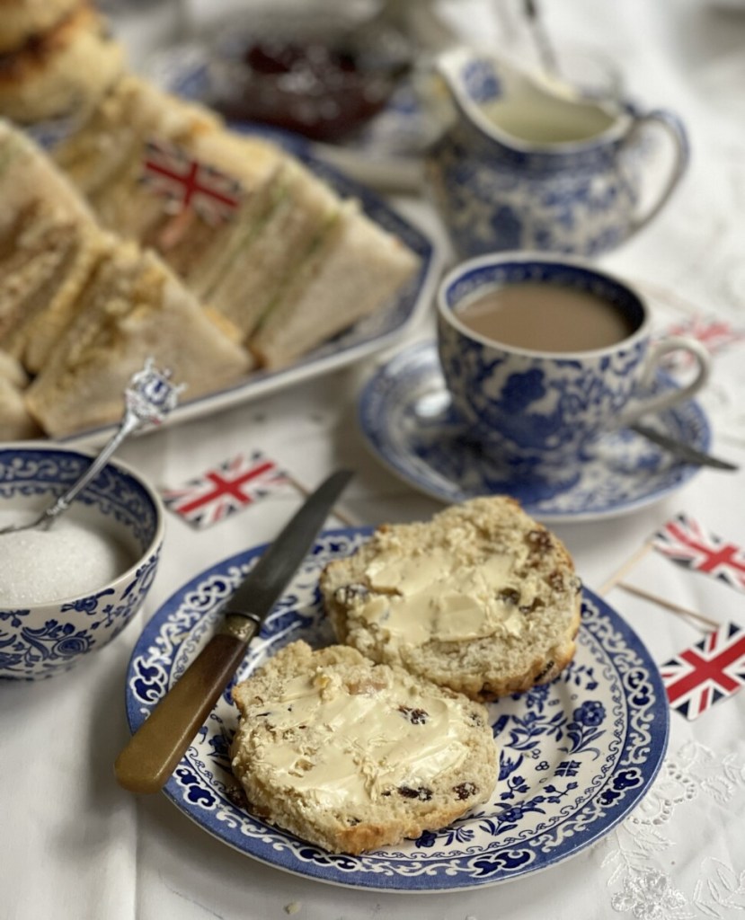 Buckingham Palaces Fruit Scones