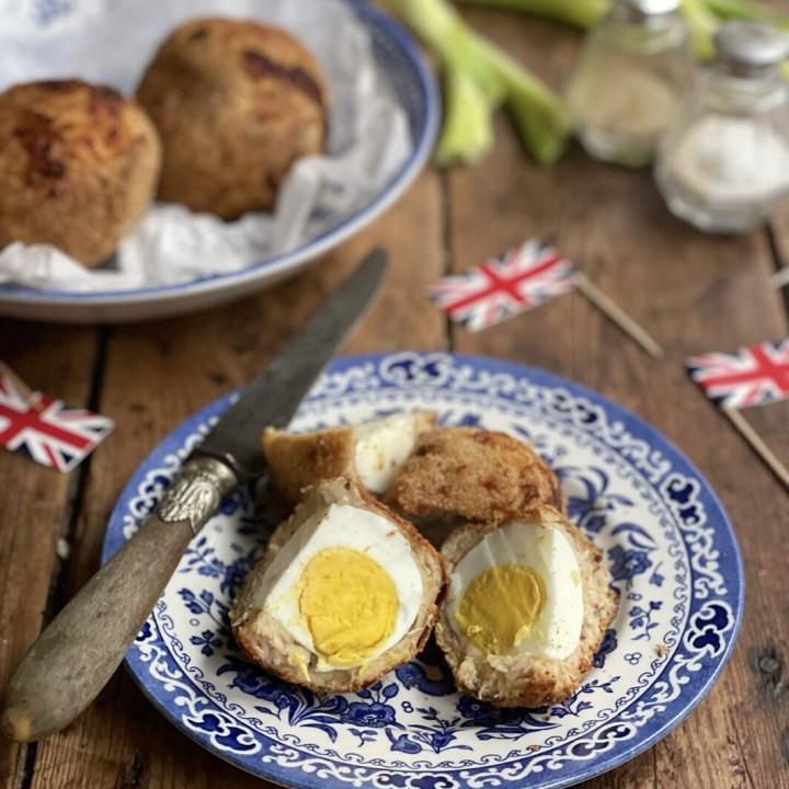 Air Fryer Coronation Chicken Scotch Eggs