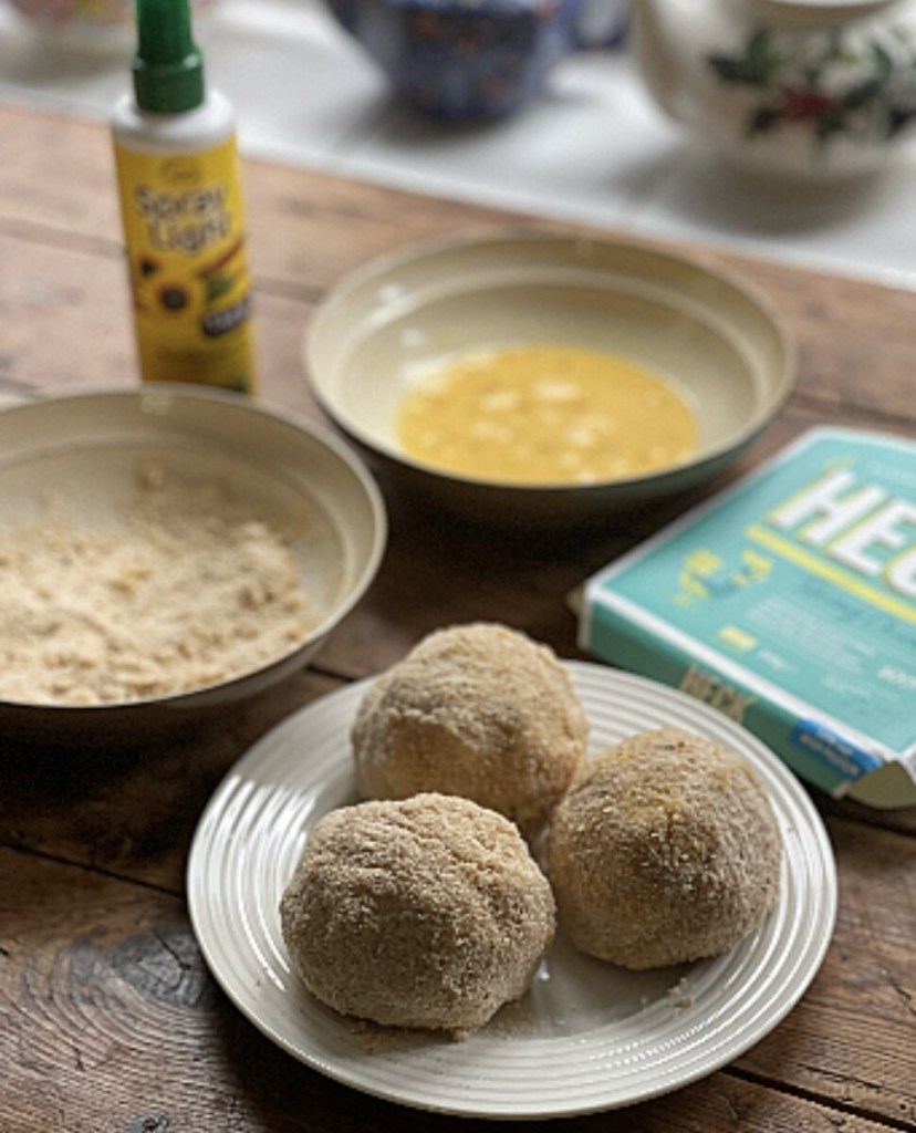 Air Fryer Coronation Chicken Scotch Eggs