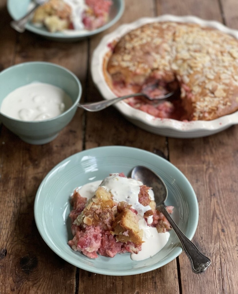 Rhubarb & Strawberry Pudding Cake