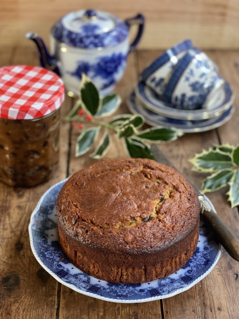 Easy Mincemeat Cake