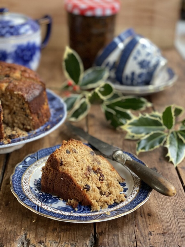 Easy Mincemeat Cake