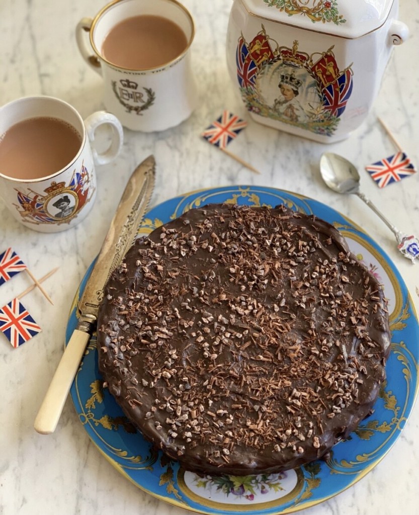 The Queen's Chocolate Biscuit Cake