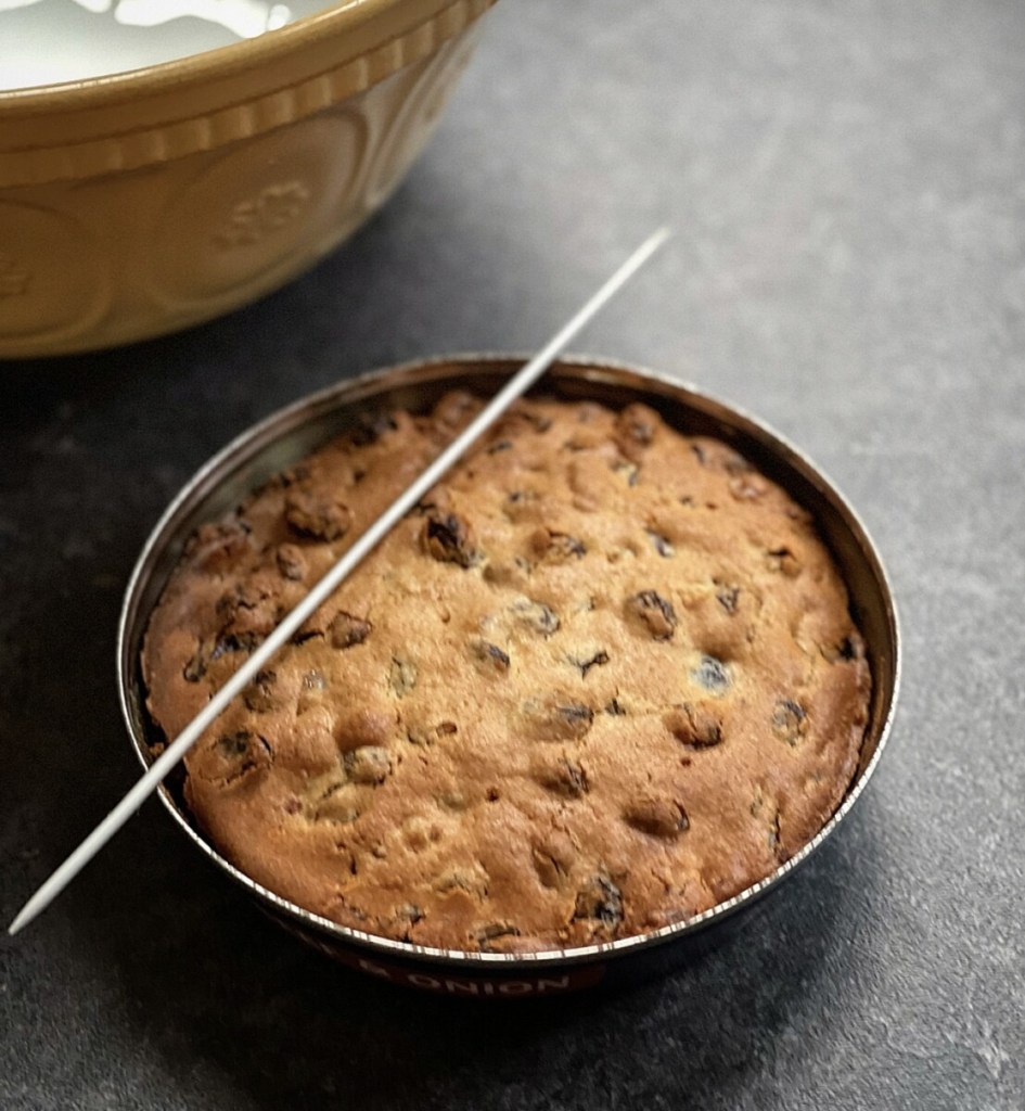 1920's BeRo Christmas Cake