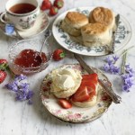 Royal Teas - Seasonal Recipes from Buckingham Palace.