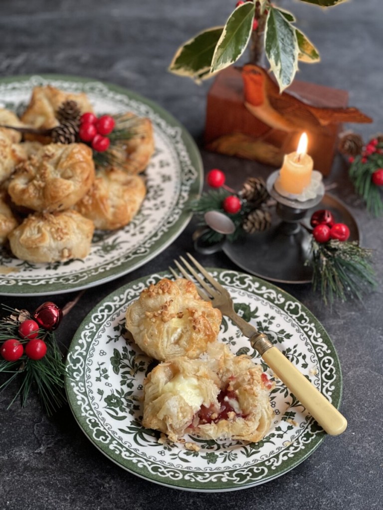 Mini Brie & Cranberry Puff Pastry Parcels