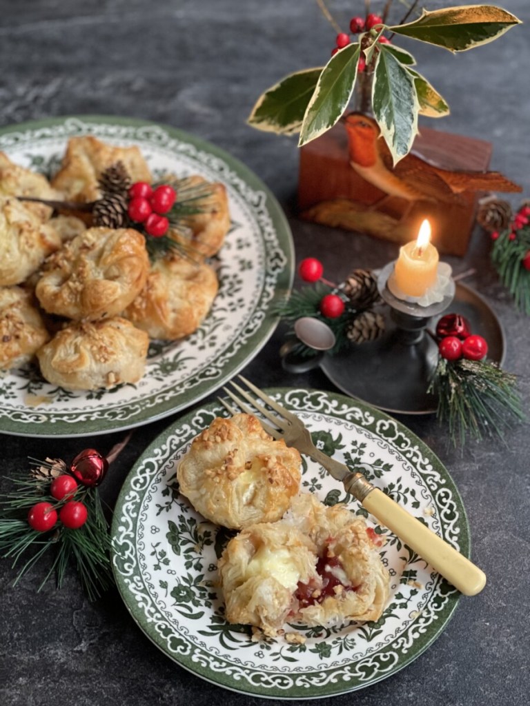 Mini Brie & Cranberry Puff Pastry Parcels