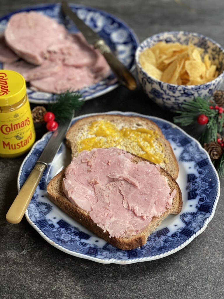 Fruity Aromatic Slow Cooker Ham (Gammon)