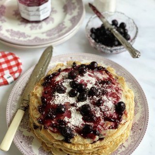 It’s the first day of half term, and even though most people are home schooling, there’s no lessons for a week, so there’s time to have fun in the kitchen with the children and make pancakes, ready for pancake day tomorrow.