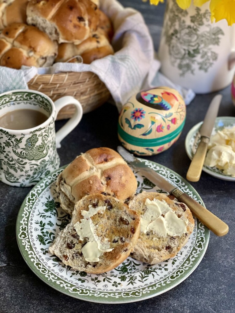 Traditional British Hot Cross Buns