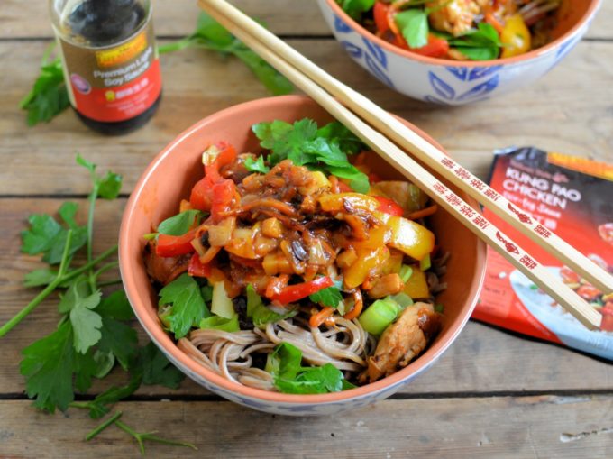 Kung Pao Stir-Fry Chicken and Noodle Bowls - Delicous bowls of noodles with spicy Kung Pao Chicken & Peppers, all made with ease using Lee Kum Kee's ready-made sauce