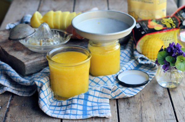 Review & Giveaway: Fruit Curds: Make and Bake - Win a Preserves Workshop with Vivien Lloyd