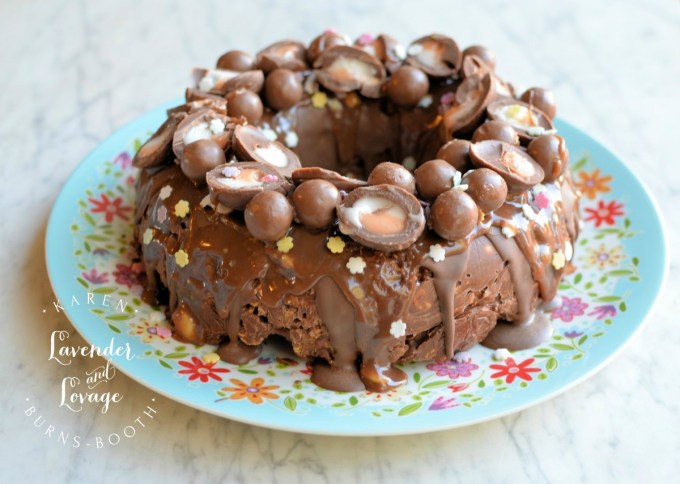 No Bake Creme Egg & Malteser Chocolate Tiffin Bundt Cake