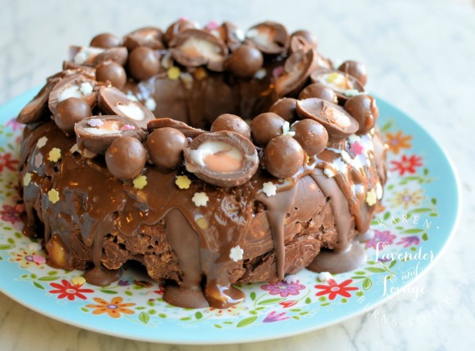 No Bake Creme Egg & Malteser Chocolate Tiffin Bundt Cake