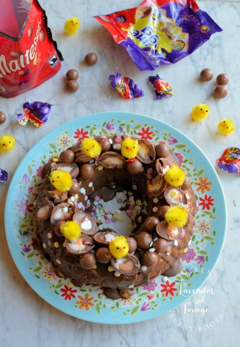 No Bake Creme Egg & Malteser Chocolate Tiffin Bundt Cake 