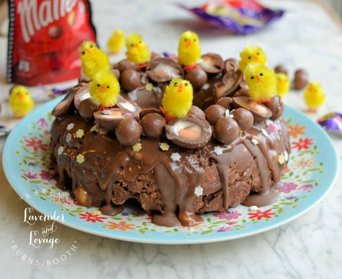 No Bake Creme Egg & Malteser Chocolate Tiffin Bundt Cake 