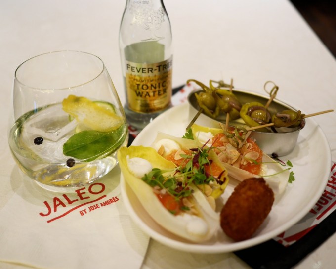 Lunch Like a Spaniard with JOSÉ ANDRÉS at Jaleo, The Cosmopolitan 