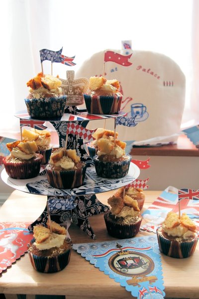 Royal Elderflower & Lemon Curd Butterfly Cakes