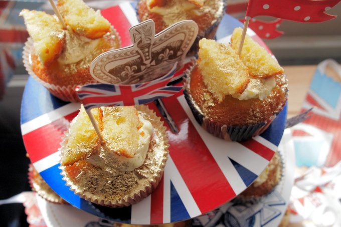 Royal Elderflower & Lemon Curd Butterfly Cakes