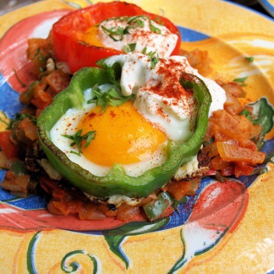 Mexican Breakfast Eggs – Two Ways