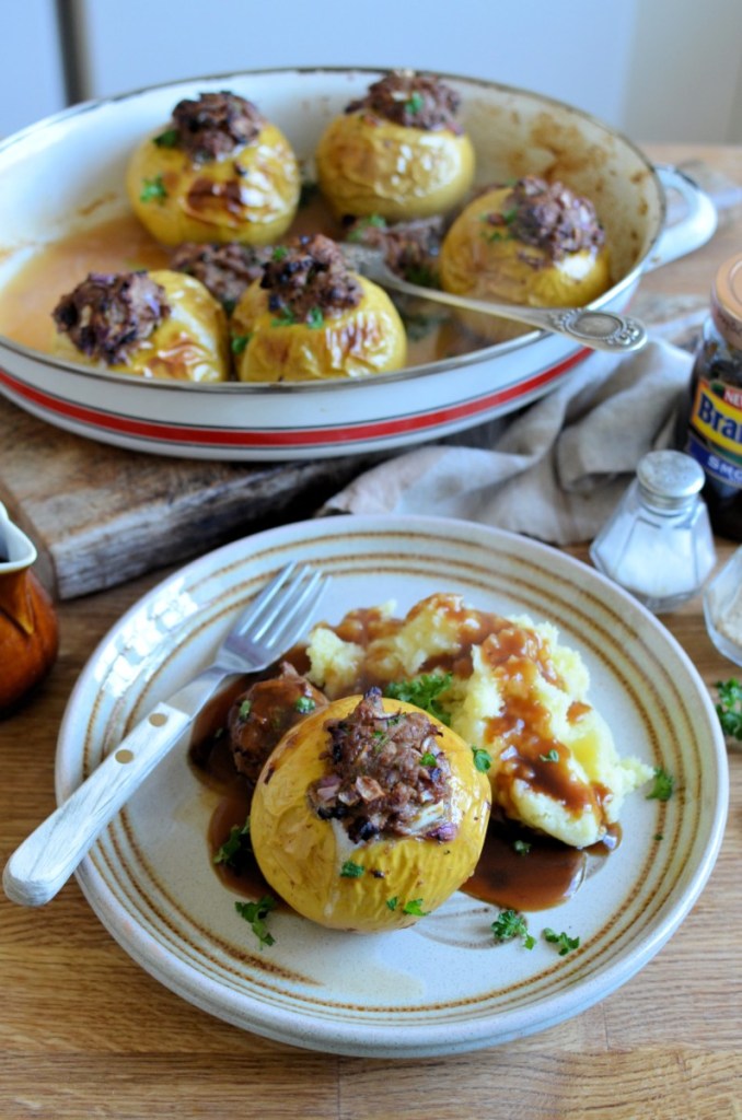 Savoury Baked Apples