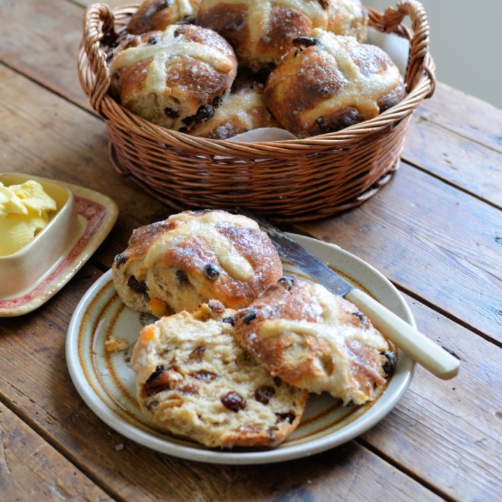 Sourdough Hot Cross Buns