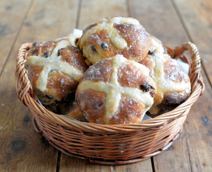 Easy No Knead Sourdough Hot Cross Buns