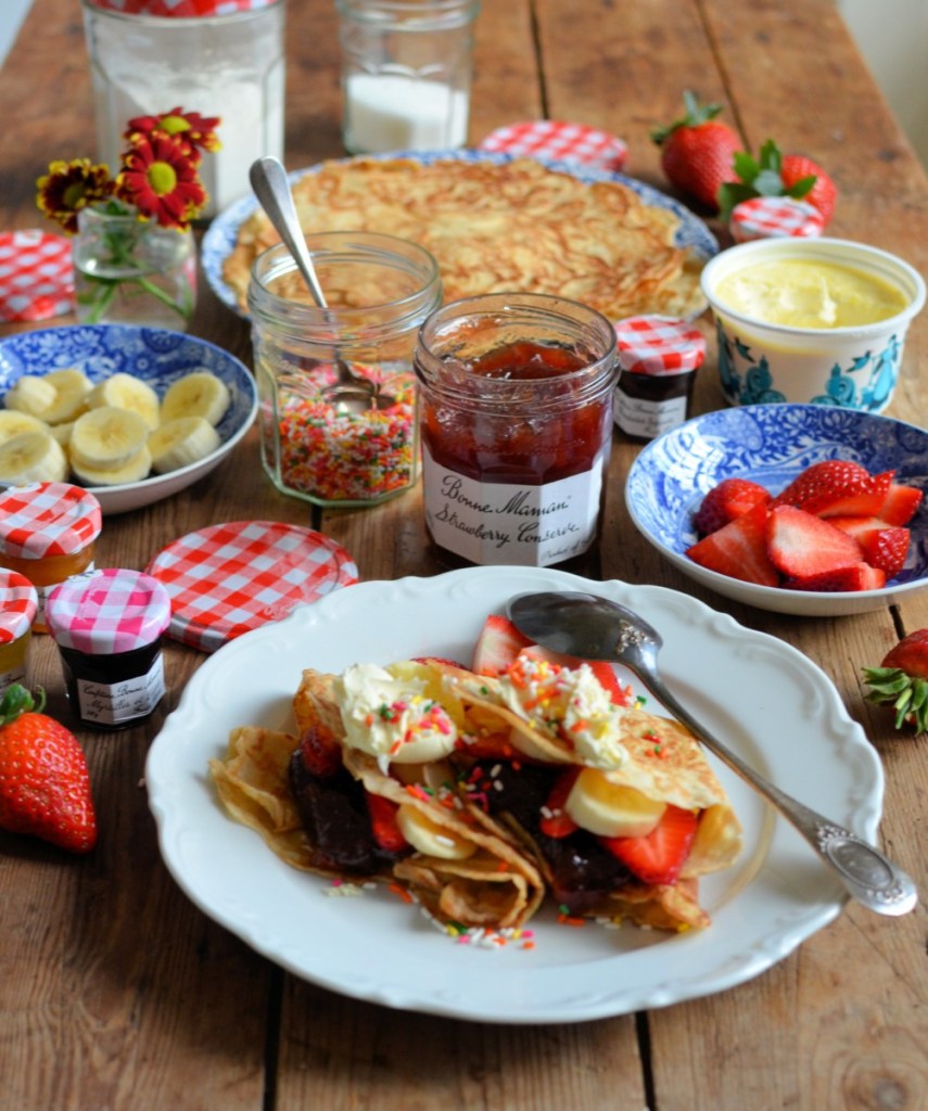 strawberries and cream pancakes (