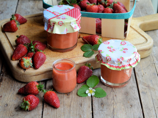 Fresh Strawberry Curd