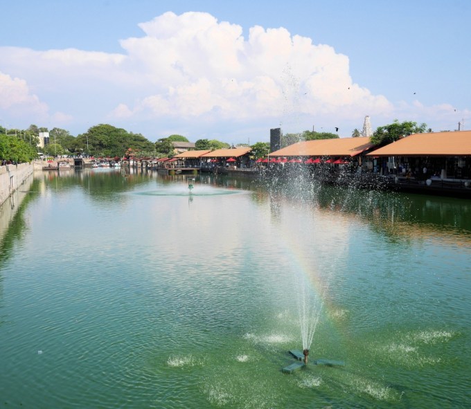 Water Market Colombo